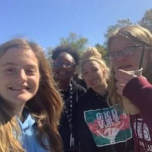 Meet your Posher, Grace